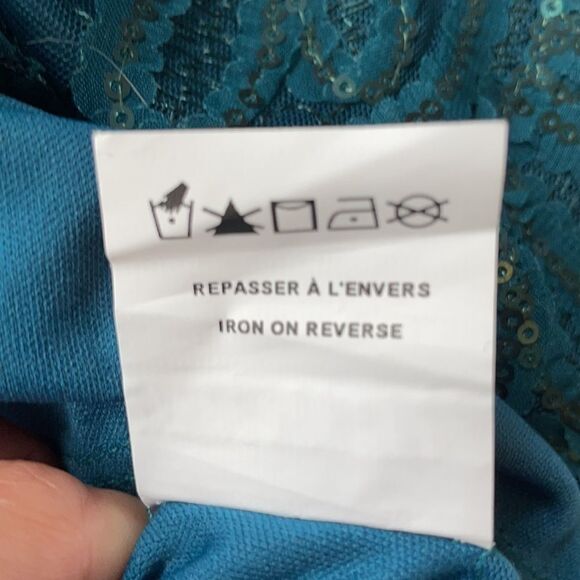 LE Chateau Sequin Soutache Shift Cocktail Dress Size XXS - Picture 11 of 15